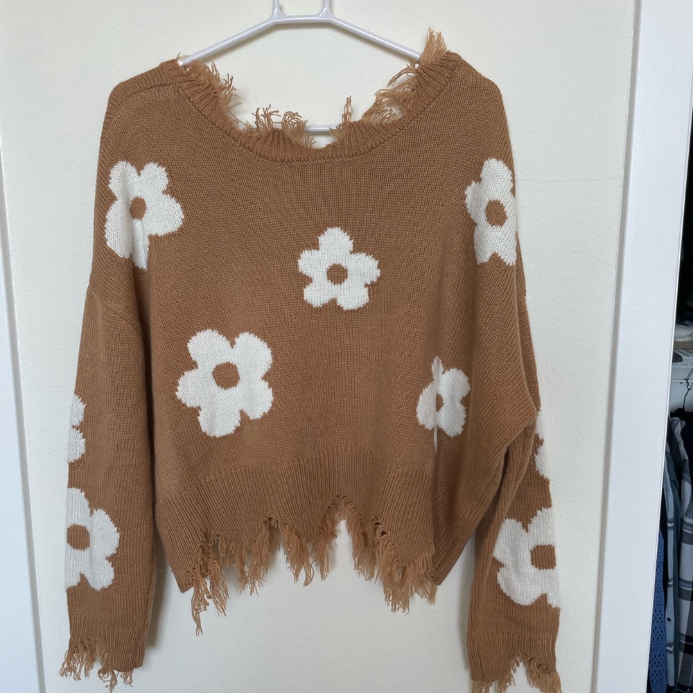 Tan Just Polly ragged cropped sweater with white flowers adornment